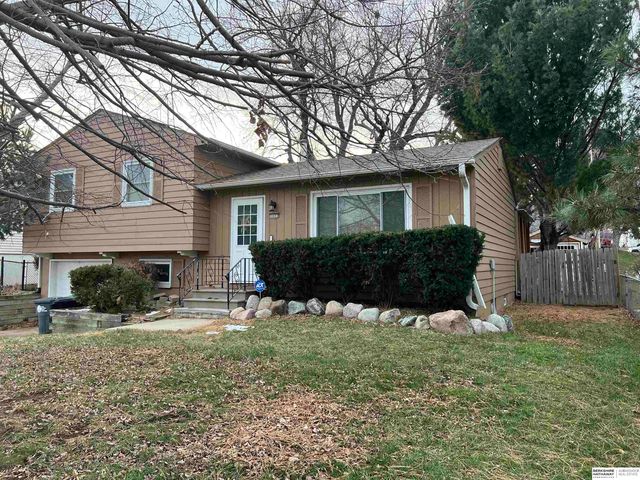 3022 S 120 Street, Omaha, NE 68144