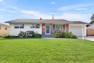 5719 N CEDAR St, Spokane, WA 99205