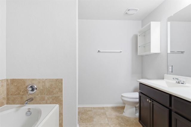 18420 Cloudmore LN, Elgin, TX 78621