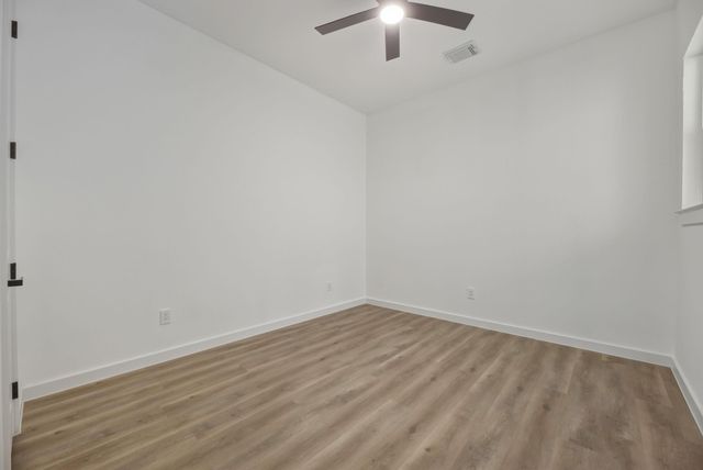 117 Capetown Lane, Conroe, TX 77356