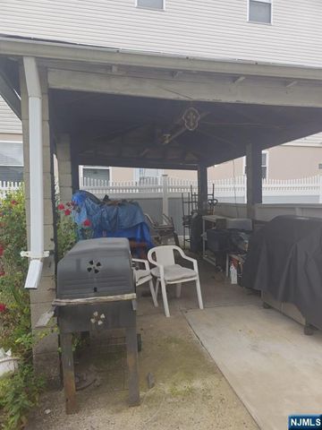 785 Highland Avenue, Newark, NJ 07104