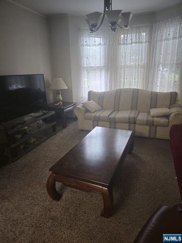 785 Highland Avenue, Newark, NJ 07104