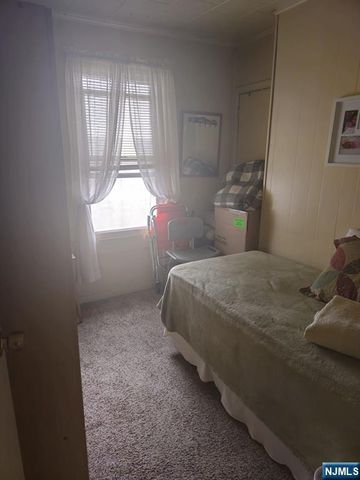 785 Highland Avenue, Newark, NJ 07104