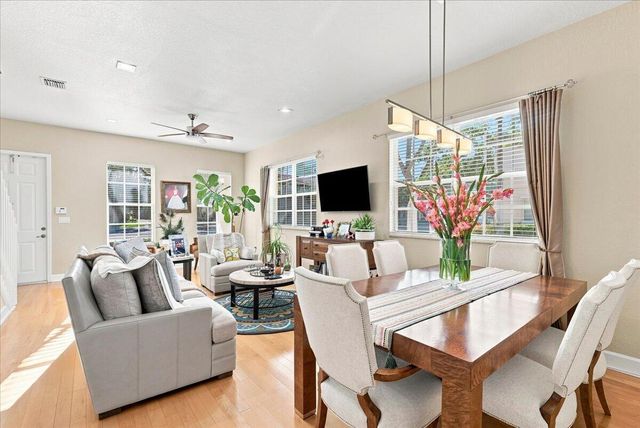 701 SW 147TH Avenue, Pembroke Pines, FL 33027