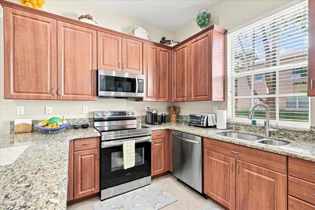 701 SW 147TH Avenue, Pembroke Pines, FL 33027
