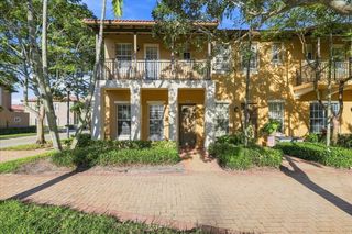 701 SW 147TH Avenue, Pembroke Pines, FL 33027