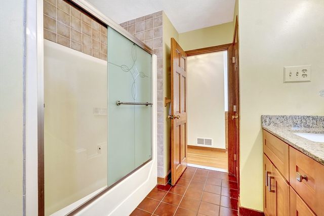 3 Macone Cir, Stoneham, MA 02180