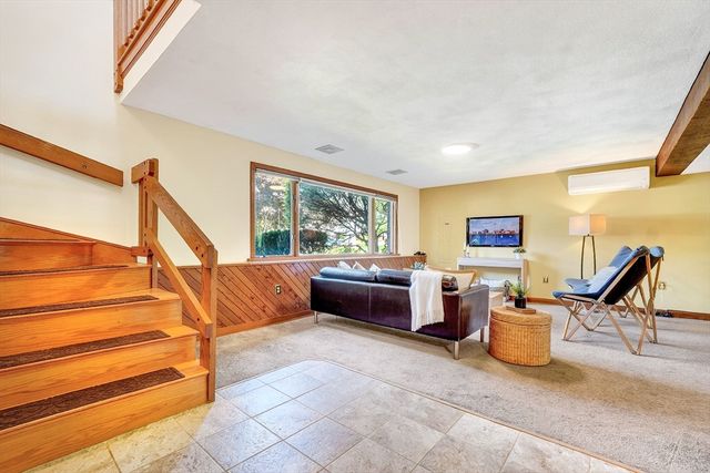 3 Macone Cir, Stoneham, MA 02180