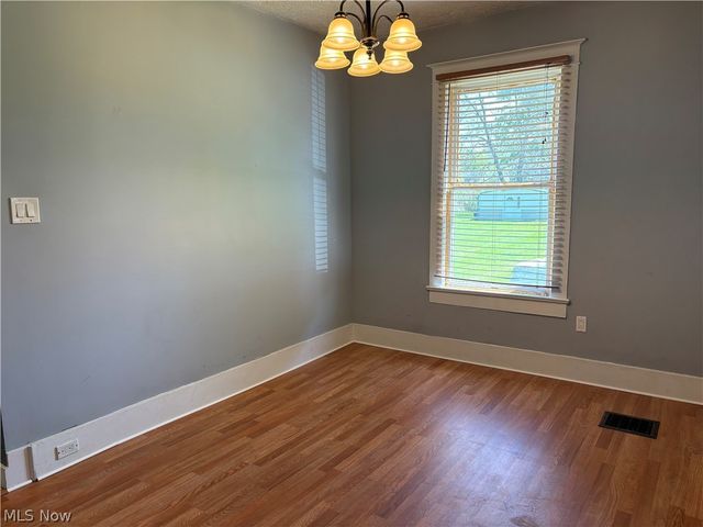 2885 E Water Street, Rock Creek, OH 44084