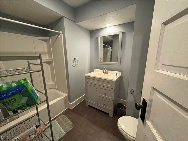 2885 E Water Street, Rock Creek, OH 44084