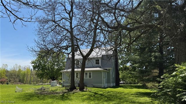 2885 E Water Street, Rock Creek, OH 44084