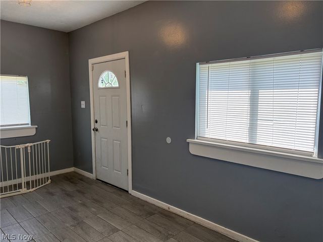 2885 E Water Street, Rock Creek, OH 44084
