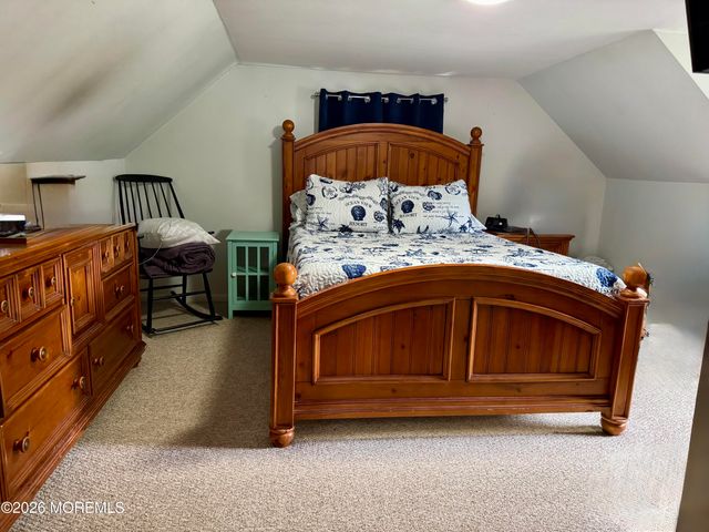137 Main Bayway, Toms River, NJ 08753