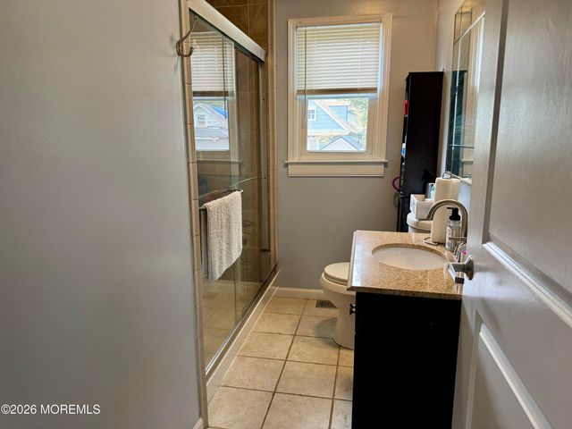 137 Main Bayway, Toms River, NJ 08753