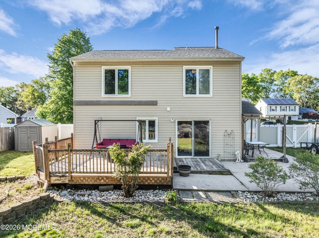 176 Liberty Bell Road, Toms River, NJ 08755
