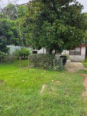 5218 Higgins Street, Houston, TX 77033