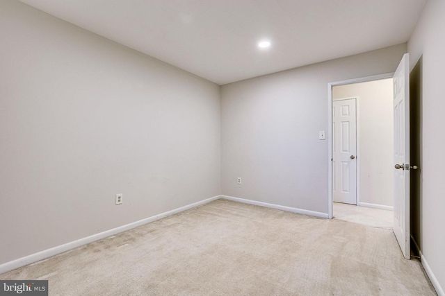 2024 HEADLANDS CIR, Reston, VA 20191