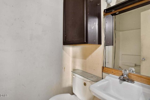 426 Thomas Street, Henderson, NC 27536