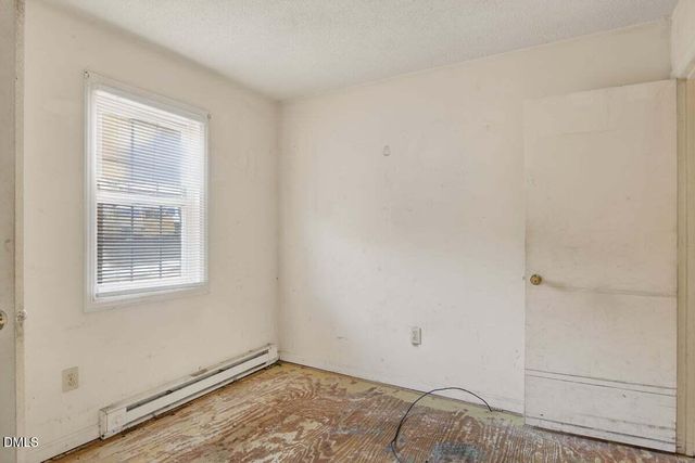 426 Thomas Street, Henderson, NC 27536