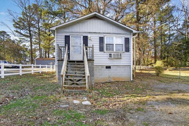 426 Thomas Street, Henderson, NC 27536