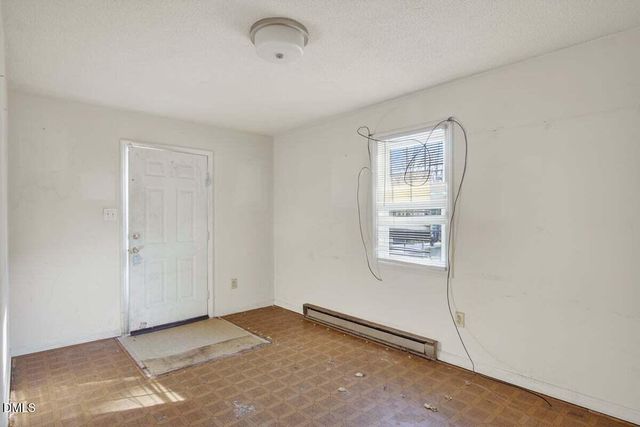 426 Thomas Street, Henderson, NC 27536