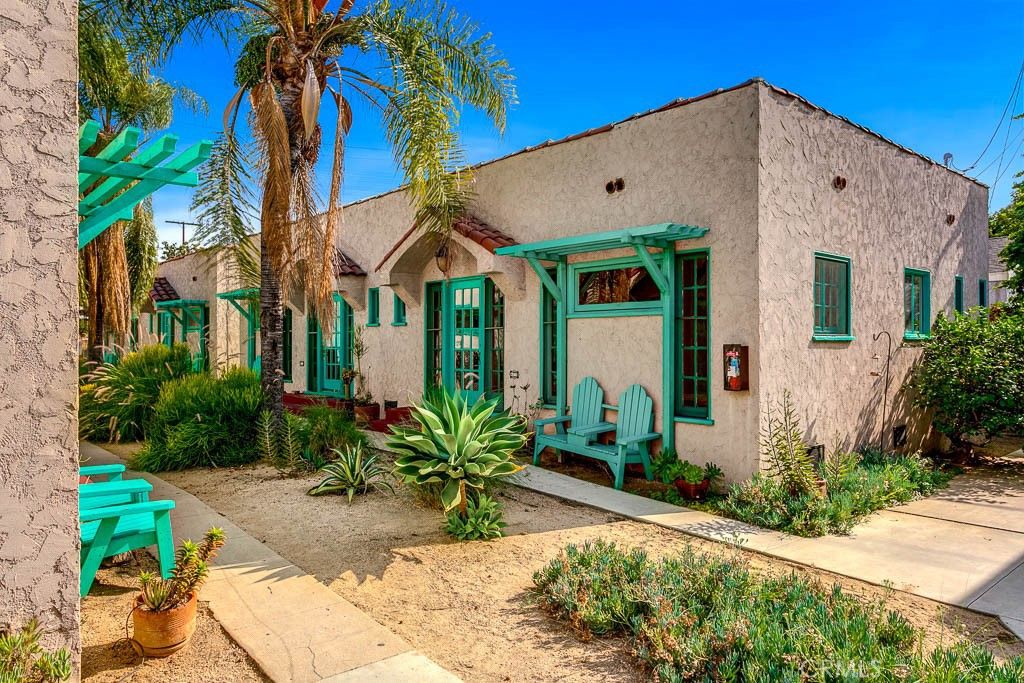 615 S Columbus Avenue, Glendale, CA 91204