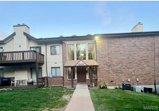 1502 Summer Run Drive 306, Florissant, MO 63033
