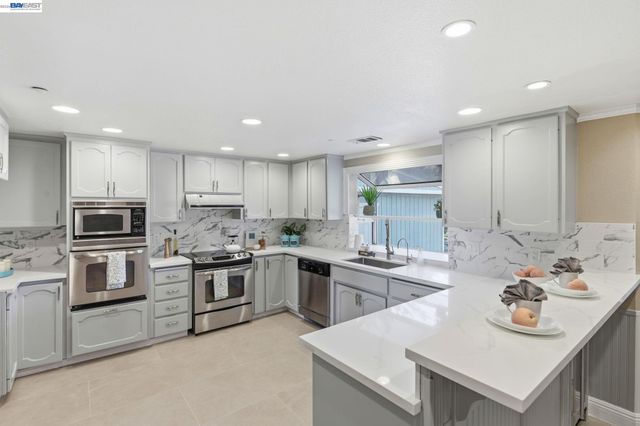 1414 Columbine Way, Livermore, CA 94551