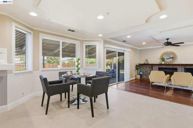 1414 Columbine Way, Livermore, CA 94551