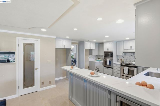 1414 Columbine Way, Livermore, CA 94551