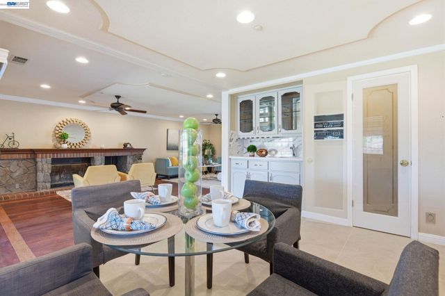 1414 Columbine Way, Livermore, CA 94551