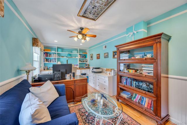 16 Ashland Avenue, New Hyde Park, NY 11040
