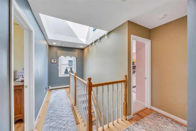 16 Ashland Avenue, New Hyde Park, NY 11040