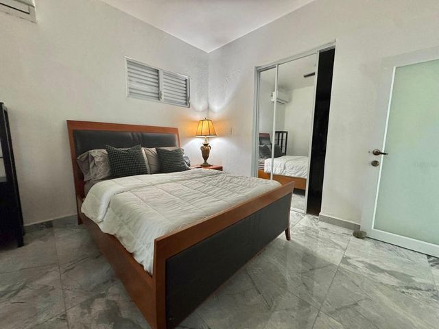 3 LUHN URB. VICTOR BRAEGGER, Guaynabo, PR 00966