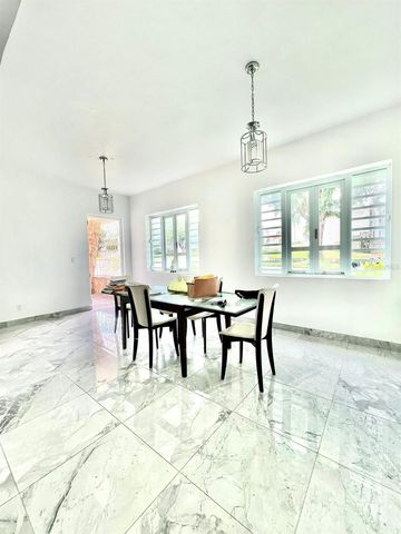 3 LUHN URB. VICTOR BRAEGGER, Guaynabo, PR 00966