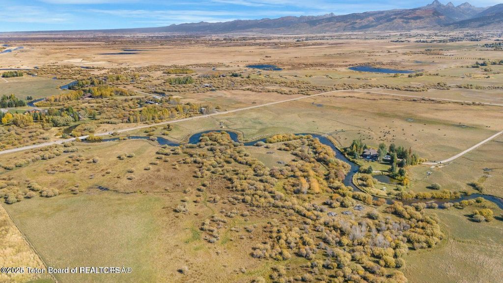 APR 3600 W 5750 S, Victor, ID 83455 photo 2