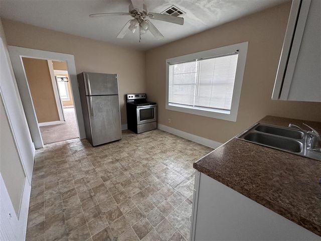 502 E Lincoln, Sulphur, LA 70663