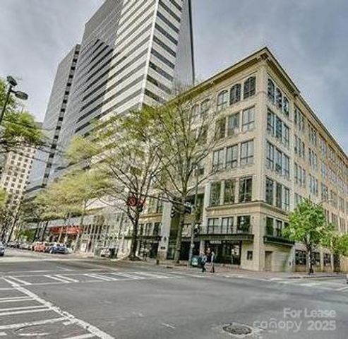 127 N Tryon Street 608, Charlotte, NC 28202