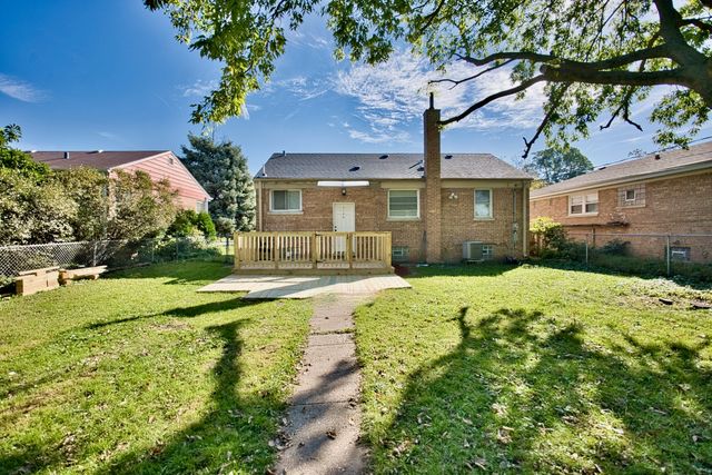 8140 Crawford Avenue, Skokie, IL 60076