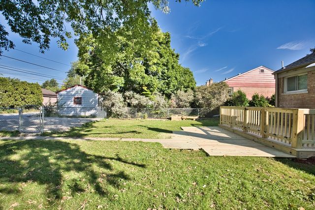 8140 Crawford Avenue, Skokie, IL 60076