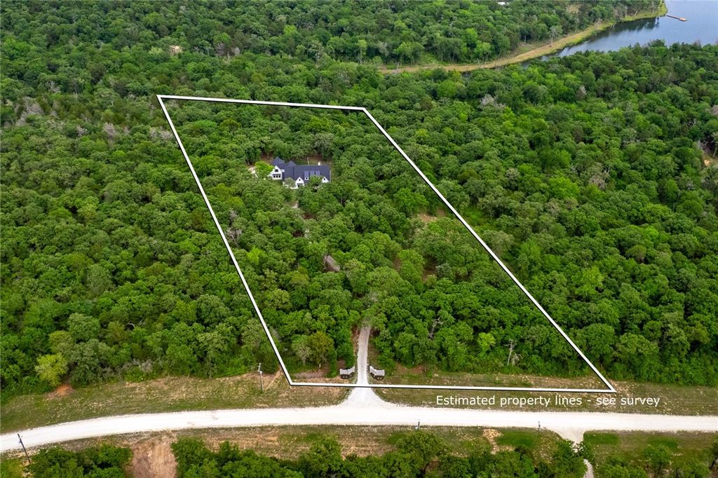 1629 Sawmill Road, Franklin, TX 77856 — photo 2