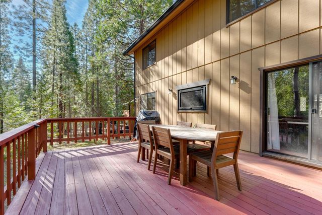 2387 Black Oak Dr, Arnold, CA 95223