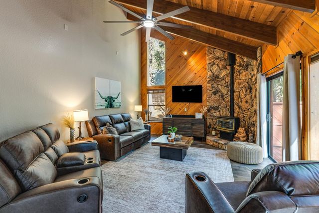 2387 Black Oak Dr, Arnold, CA 95223