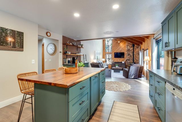 2387 Black Oak Dr, Arnold, CA 95223