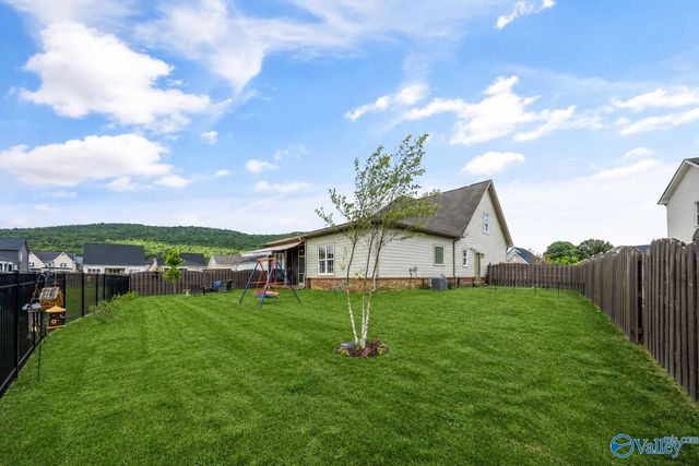 5 Astoria Lane, Gurley, AL 35748