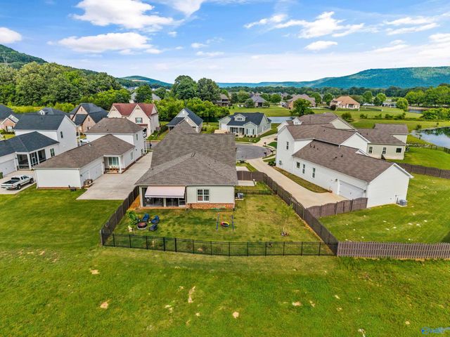 5 Astoria Lane, Gurley, AL 35748