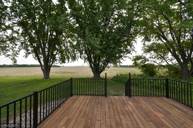 1616 130 Avenue, New Richmond, WI 54017