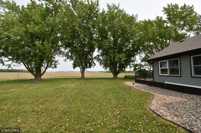 1616 130 Avenue, New Richmond, WI 54017