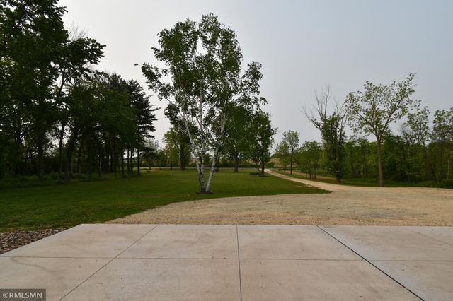 1616 130 Avenue, New Richmond, WI 54017