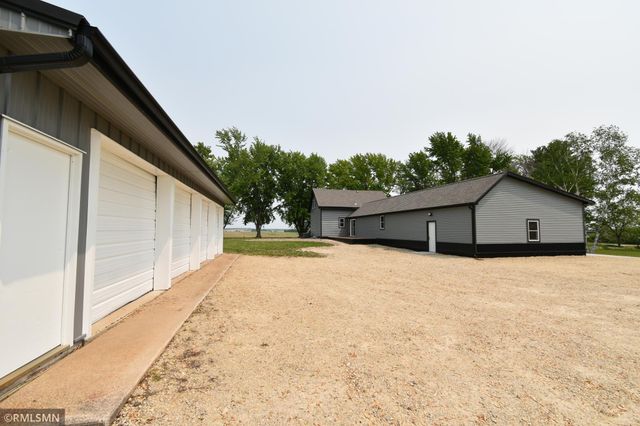 1616 130 Avenue, New Richmond, WI 54017